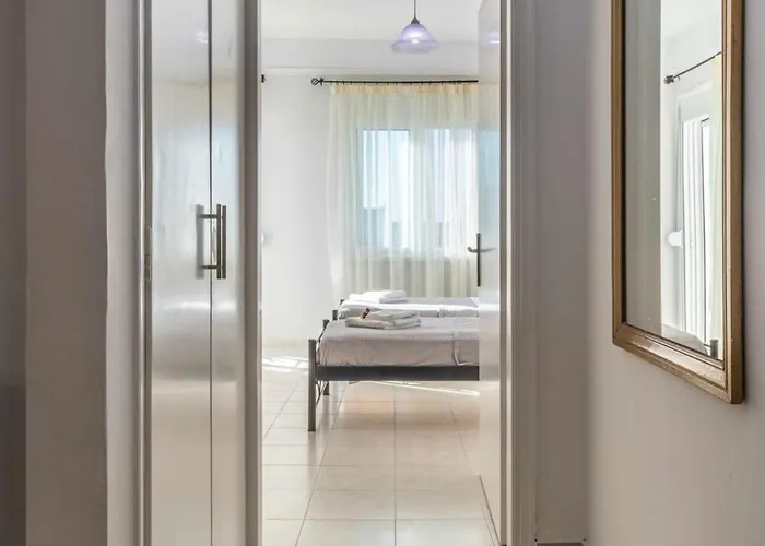 Apartamento Comfy Square Gem With Balcony *